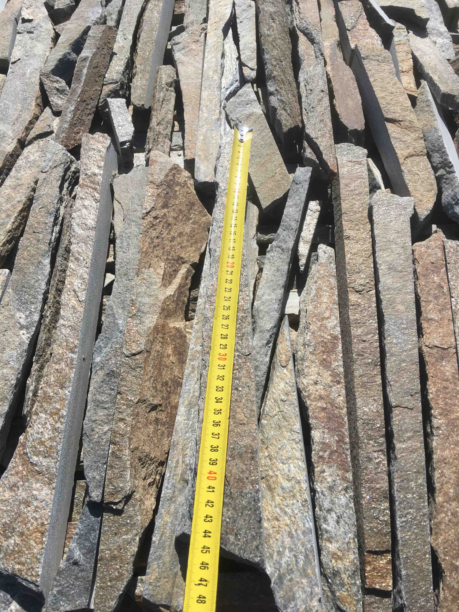 Горбушка златолит мультиколор для облицовки купить в Кубинке