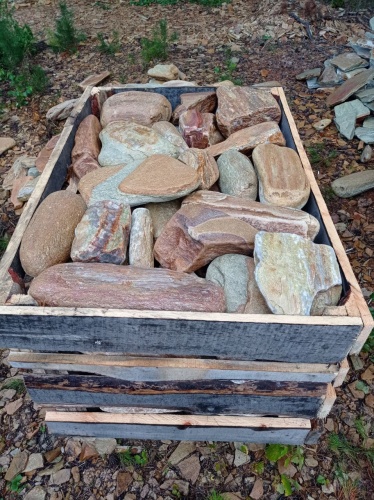 Златолит жёлтый, жёлто-зелёный глыбки и валуны для ланшафтного дизайна купить в Кубинке