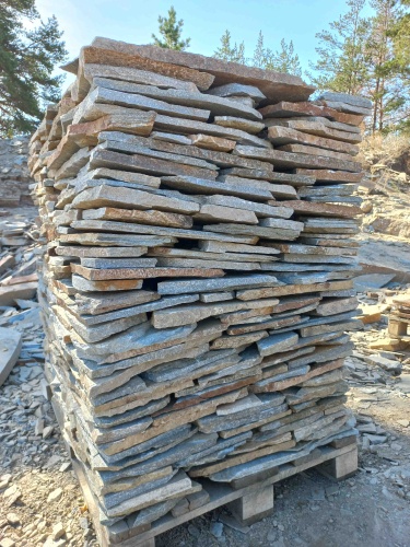 Плитняк златолит серебристый для цоколя, отмостки купить в Кубинке