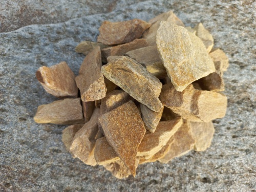 Златолит жёлтый декоративная каменная крошка купить в Кубинке