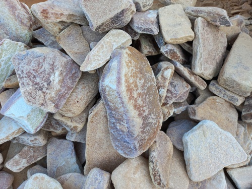 Златолит жёлтый, жёлто-зелёный глыбки и валуны для ланшафтного дизайна купить в Кубинке